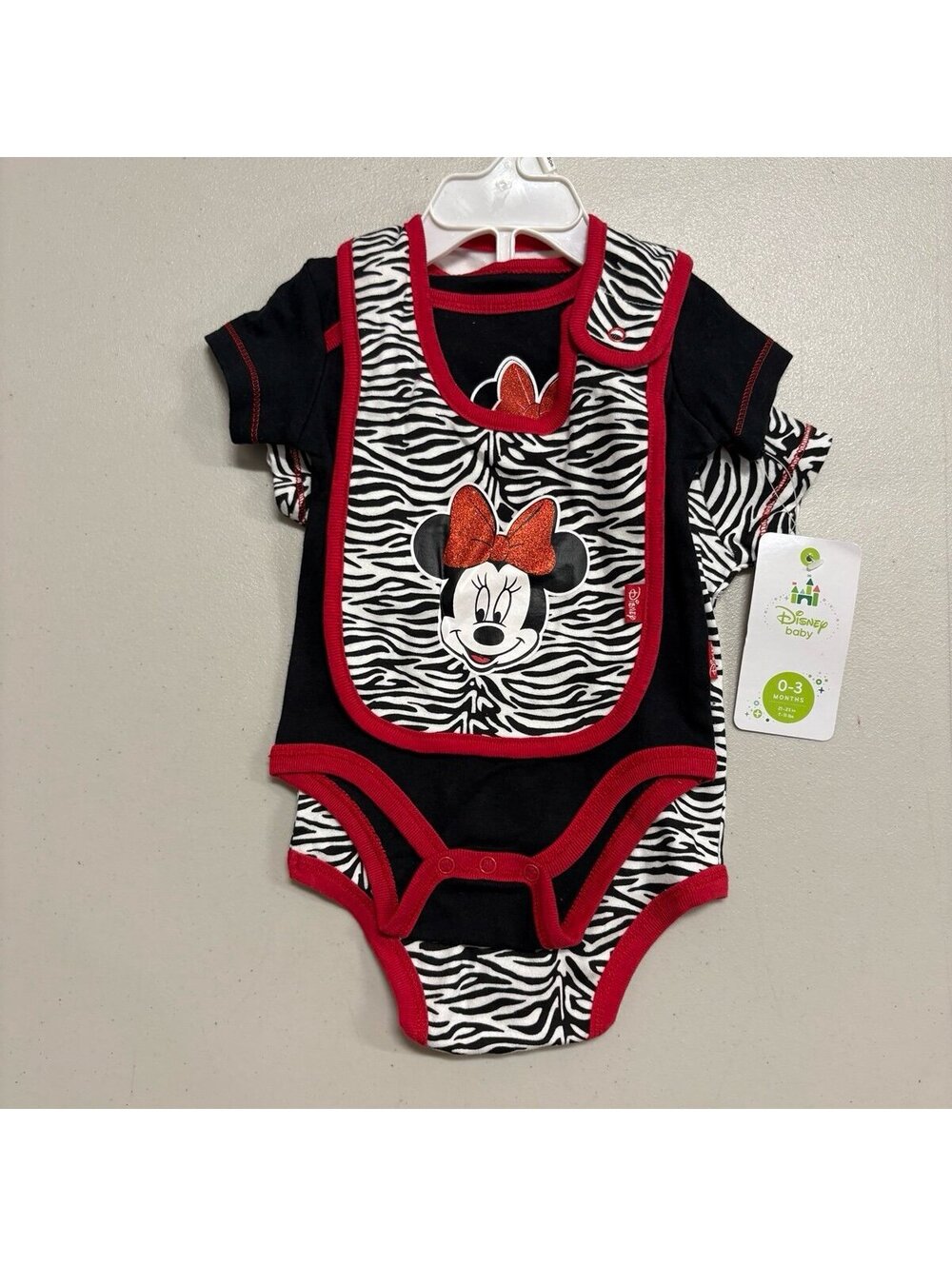 NWT Disney Baby Minnie Mouse Bodysuits Bib Set 0-3M